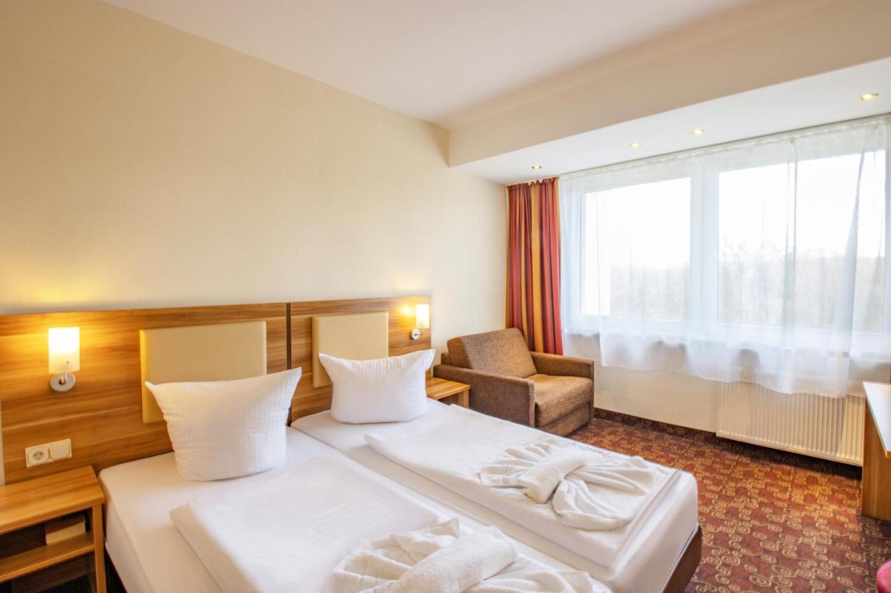 Ferien Hotel Rennsteigblick Friedrichroda Ngoại thất bức ảnh
