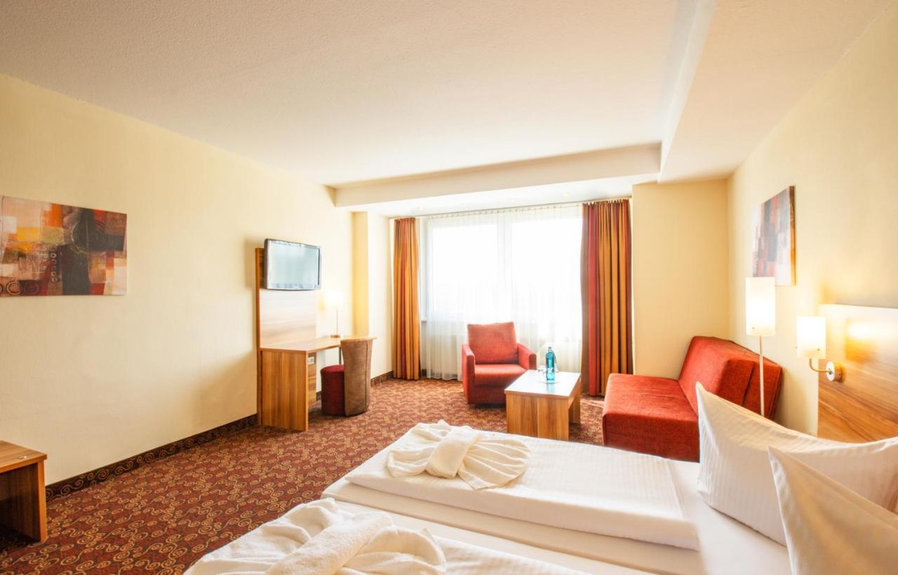 Ferien Hotel Rennsteigblick Friedrichroda Ngoại thất bức ảnh