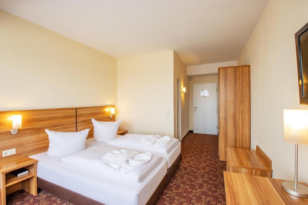 Ferien Hotel Rennsteigblick Friedrichroda Ngoại thất bức ảnh