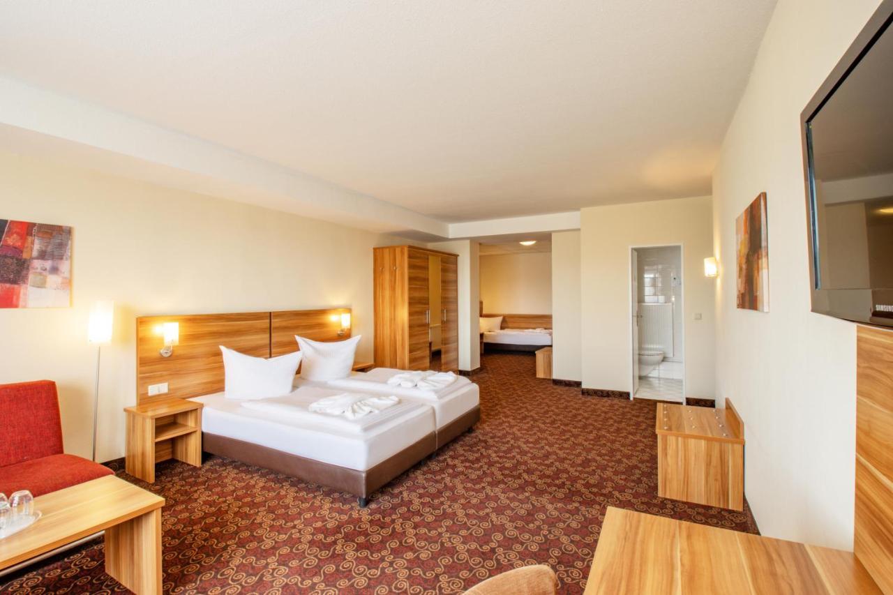 Ferien Hotel Rennsteigblick Friedrichroda Ngoại thất bức ảnh