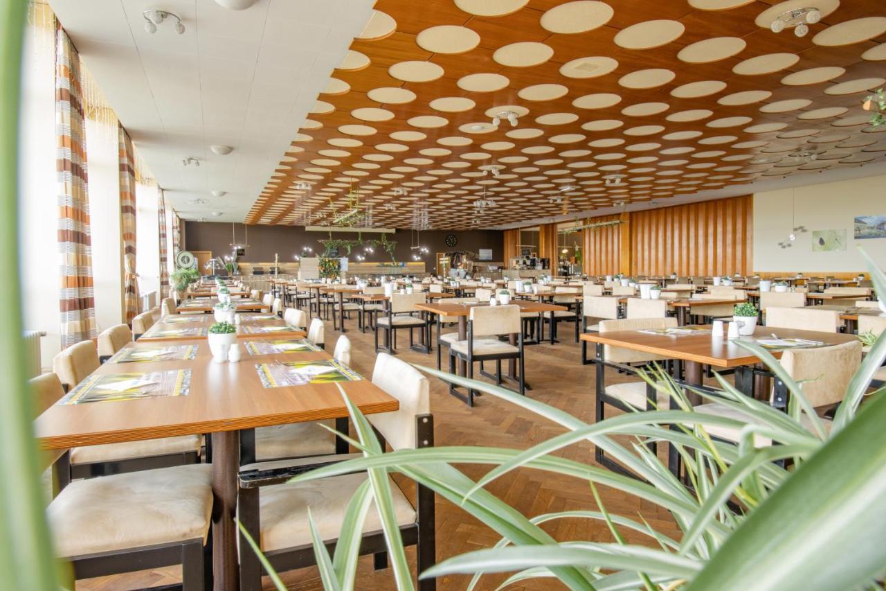 Ferien Hotel Rennsteigblick Friedrichroda Ngoại thất bức ảnh
