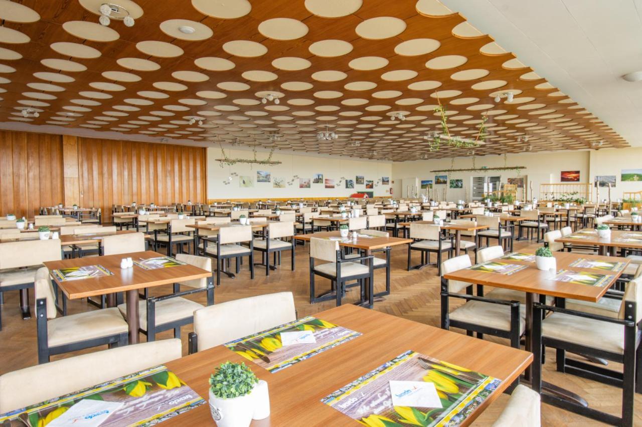 Ferien Hotel Rennsteigblick Friedrichroda Ngoại thất bức ảnh