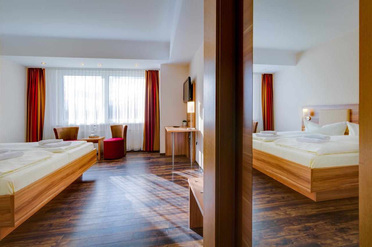 Ferien Hotel Rennsteigblick Friedrichroda Ngoại thất bức ảnh
